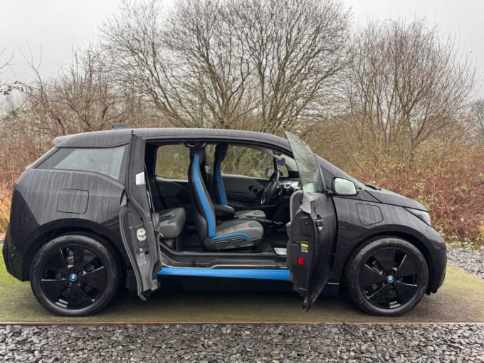 2025 BMW I3