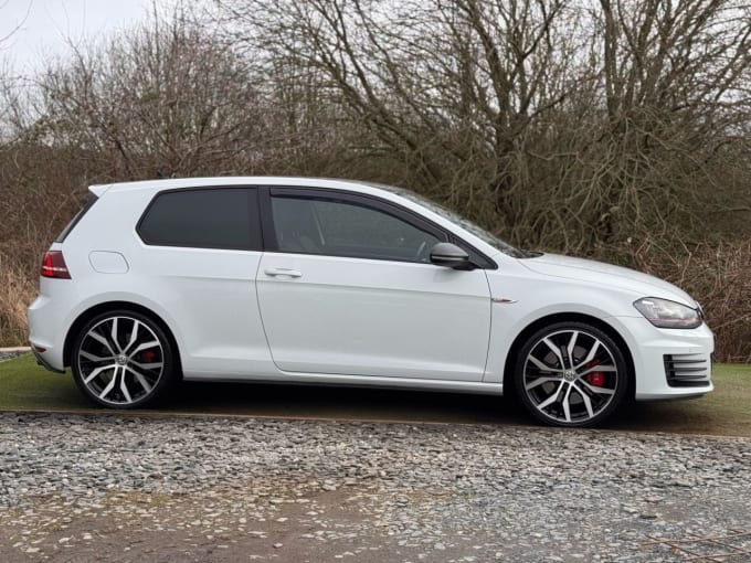 2025 Volkswagen Golf