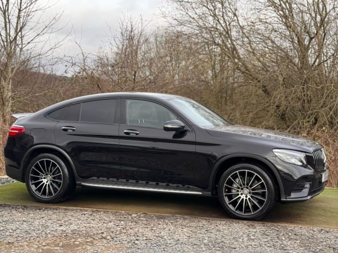 2025 Mercedes-benz Glc