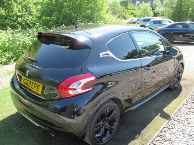 2025 Peugeot 208