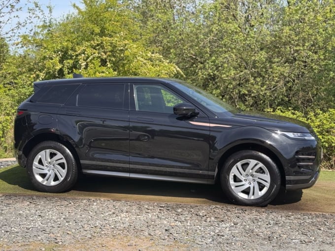 2025 Land Rover Range Rover Evoque