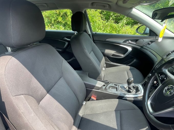 2025 Vauxhall Insignia