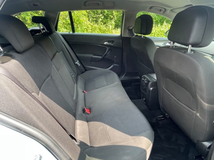 2025 Vauxhall Insignia