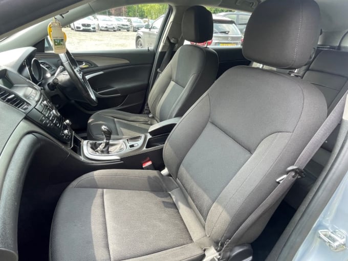 2025 Vauxhall Insignia