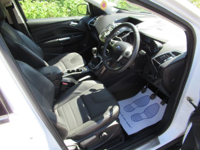 2025 Ford Kuga