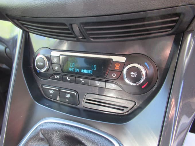 2025 Ford Kuga