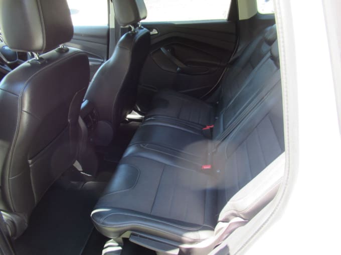 2025 Ford Kuga