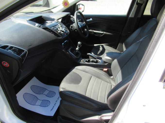 2025 Ford Kuga