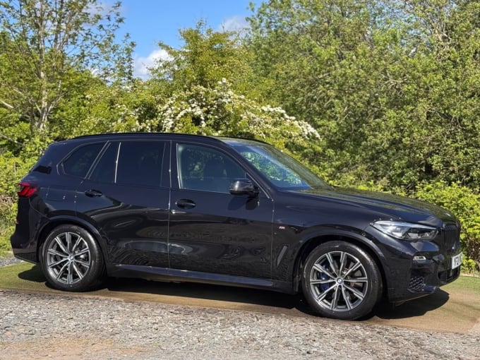2025 BMW X5