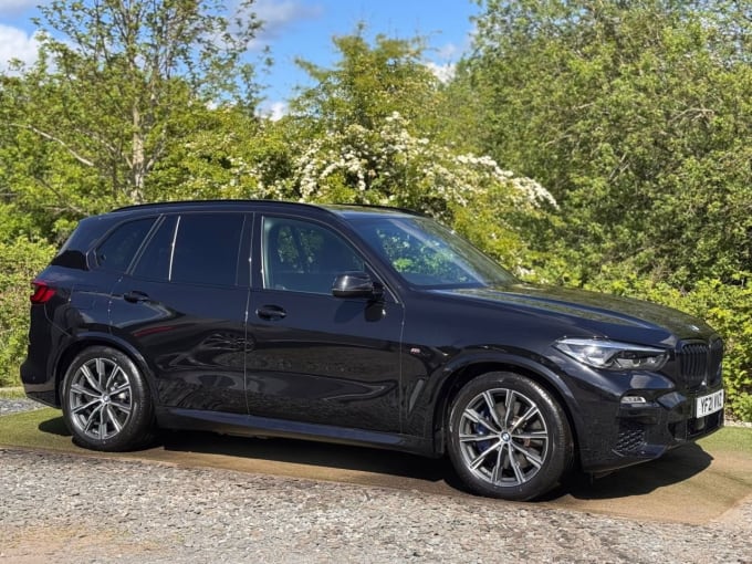 2025 BMW X5
