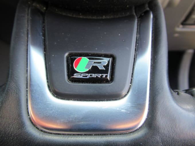 2025 Jaguar Xe