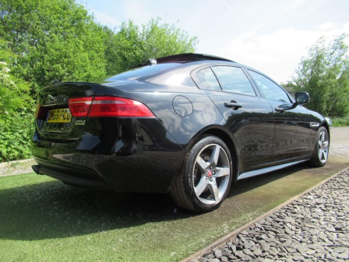 2025 Jaguar Xe
