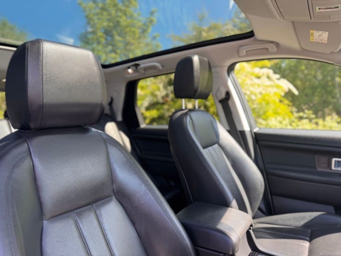 2025 Land Rover Discovery Sport