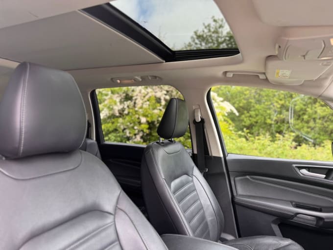 2025 Ford Galaxy