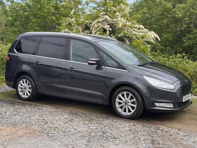 2025 Ford Galaxy
