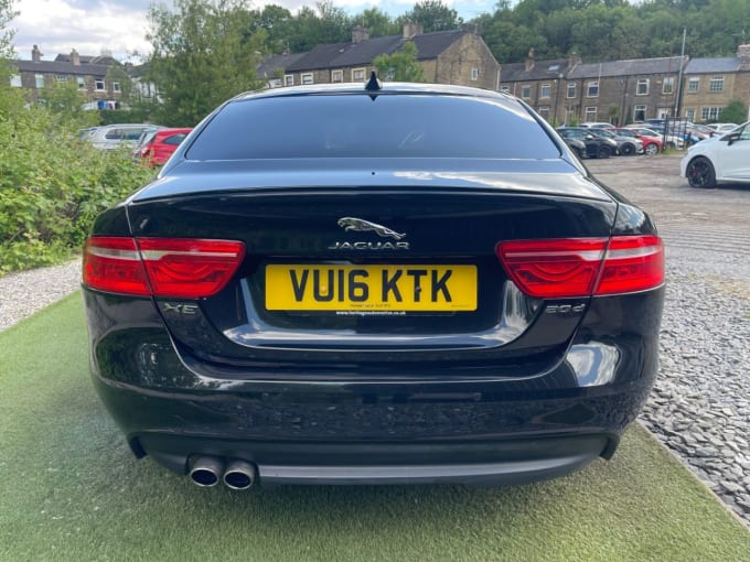 2025 Jaguar Xe