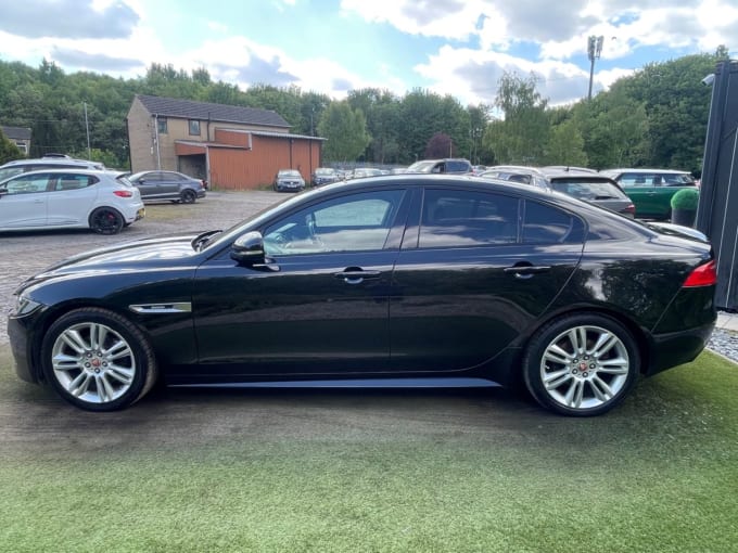 2025 Jaguar Xe