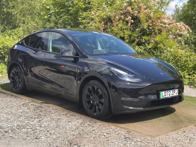 2025 Tesla Model Y