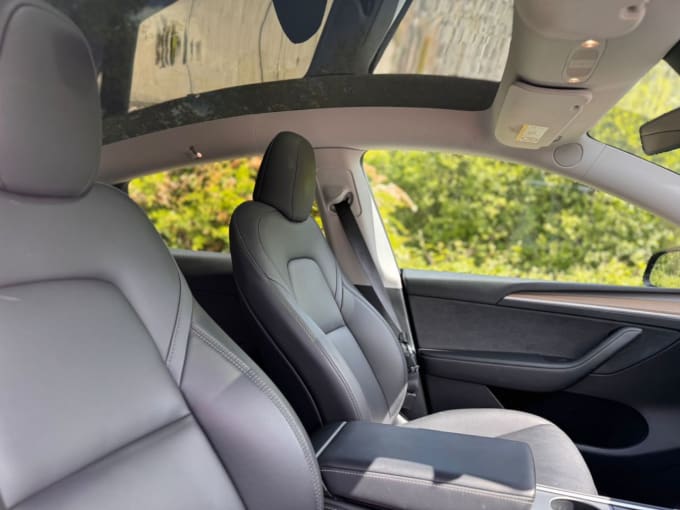 2025 Tesla Model Y