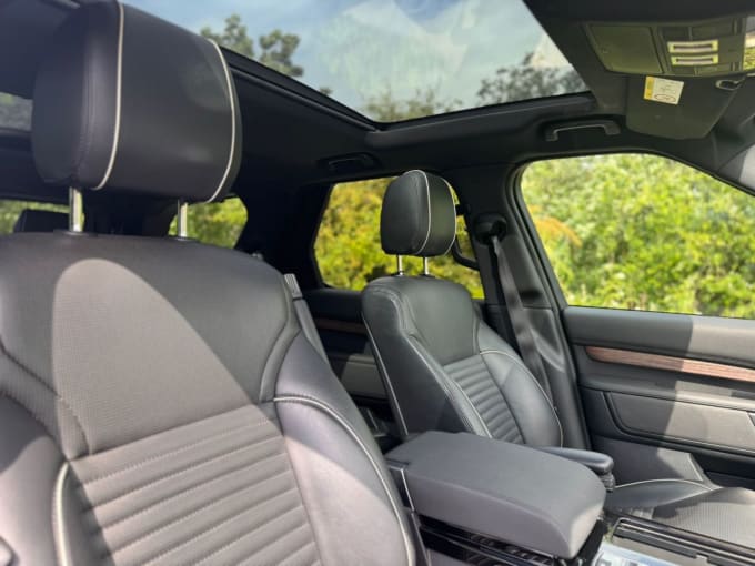 2025 Land Rover Discovery