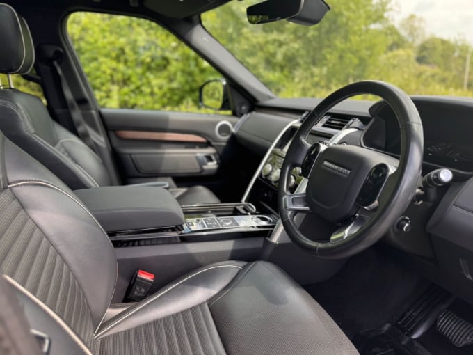 2025 Land Rover Discovery