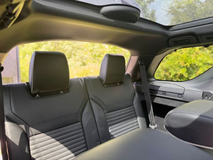 2025 Land Rover Discovery