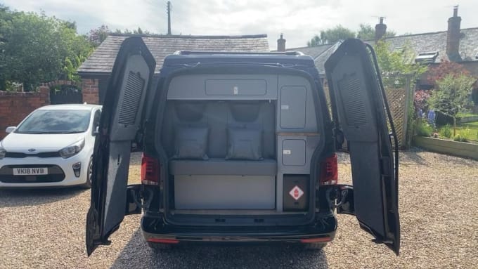 2025 Volkswagen Transporter