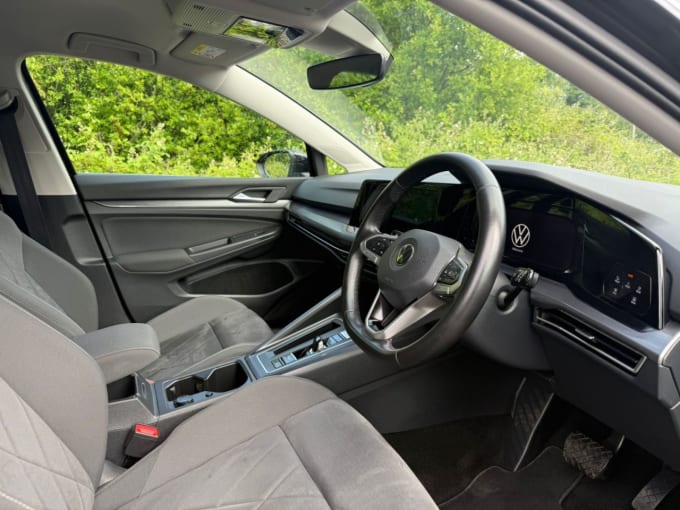 2025 Volkswagen Golf
