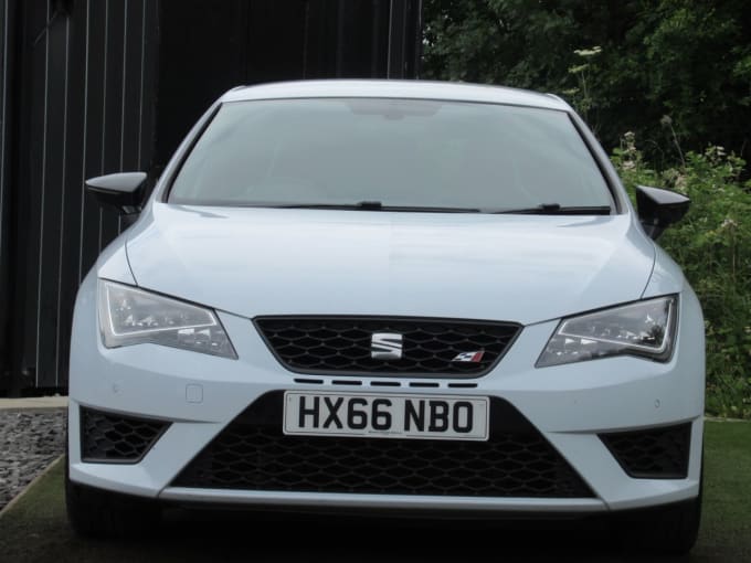 2025 Seat Leon