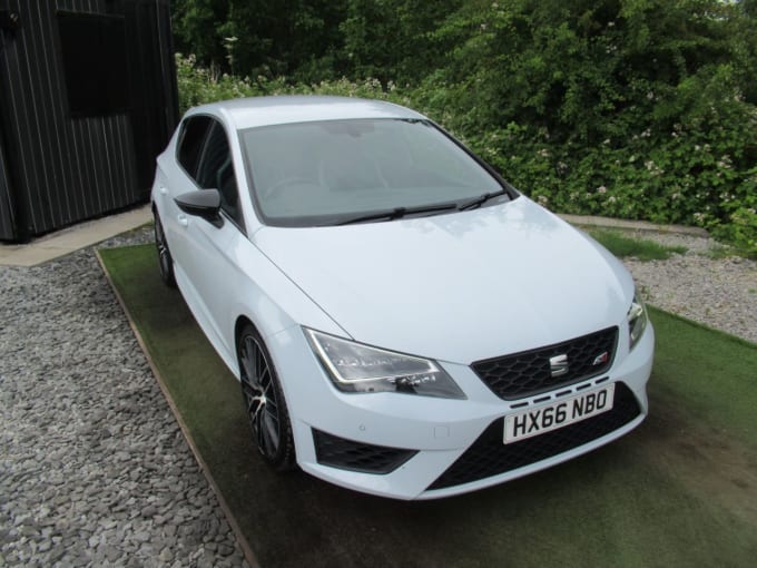 2025 Seat Leon