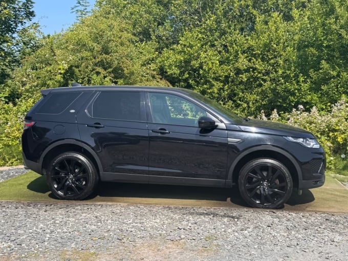 2025 Land Rover Discovery Sport
