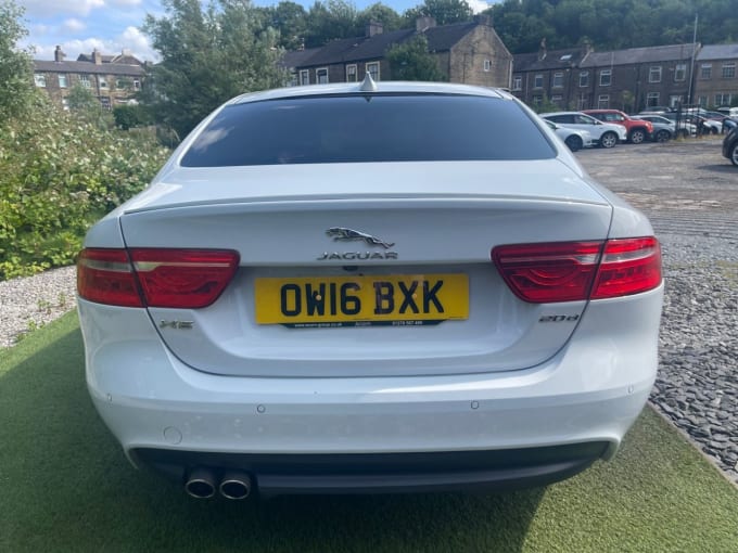 2025 Jaguar Xe