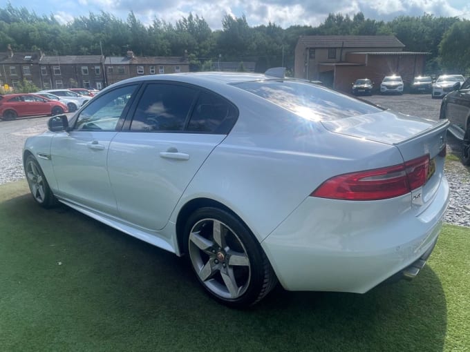 2025 Jaguar Xe