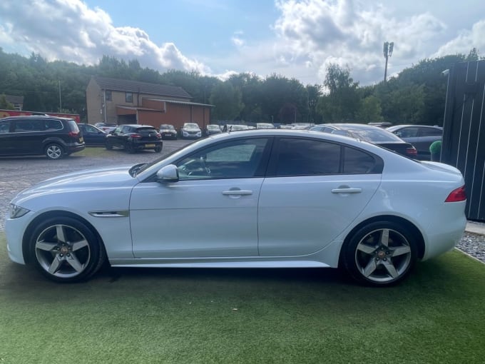 2025 Jaguar Xe