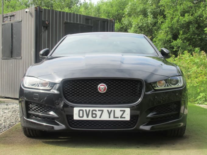 2025 Jaguar Xe