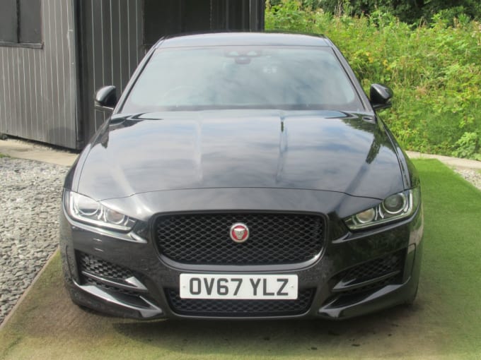 2025 Jaguar Xe
