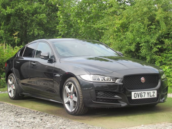 2025 Jaguar Xe