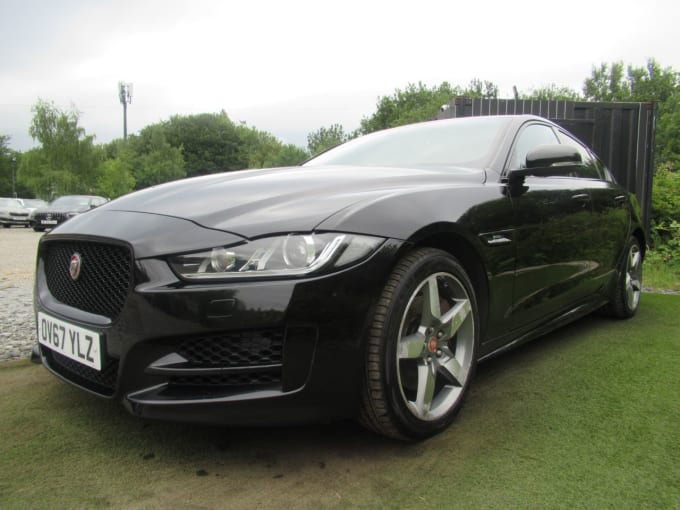 2025 Jaguar Xe