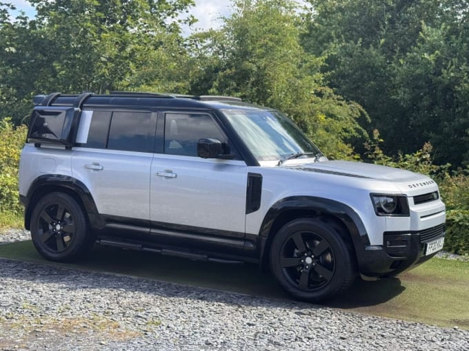 2025 Land Rover Defender