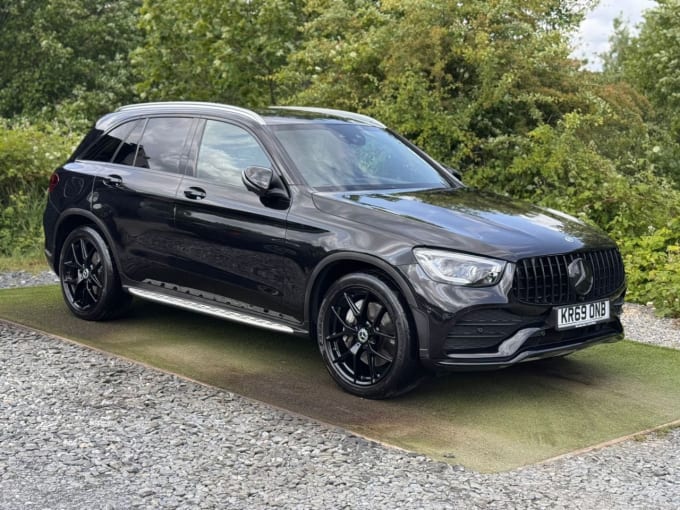 2025 Mercedes-benz Glc
