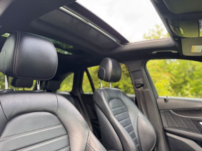 2025 Mercedes-benz Glc