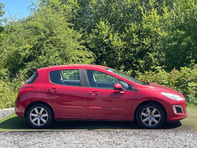 2025 Peugeot 308
