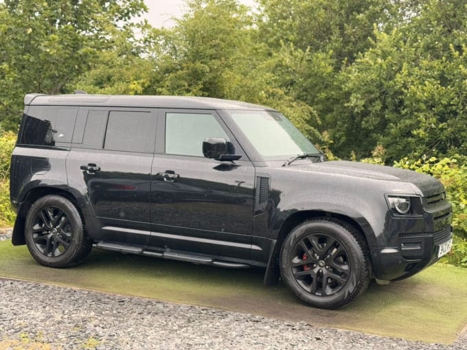 2025 Land Rover Defender