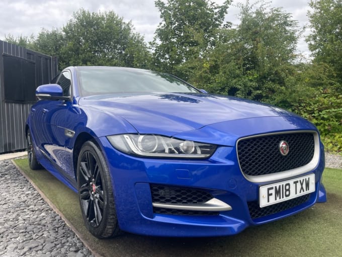 2025 Jaguar Xe