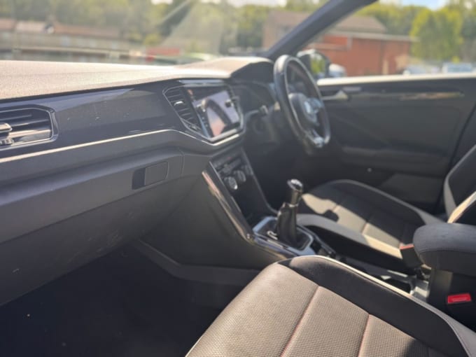 2025 Volkswagen T-roc