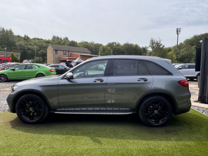 2025 Mercedes-benz Glc