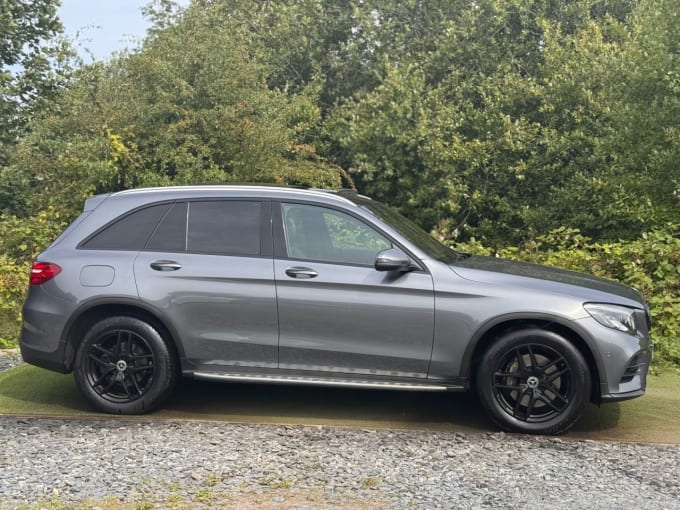 2025 Mercedes-benz Glc
