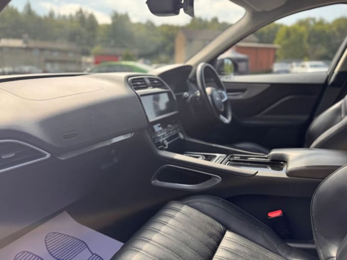 2025 Jaguar F-pace