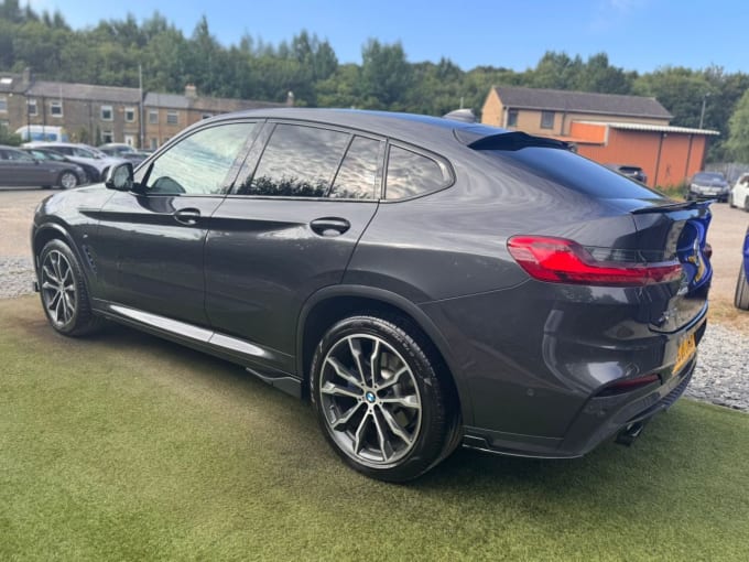 2025 BMW X4