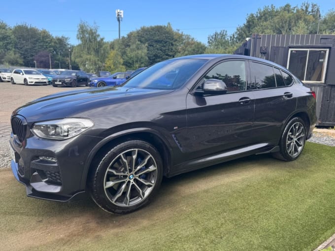 2025 BMW X4
